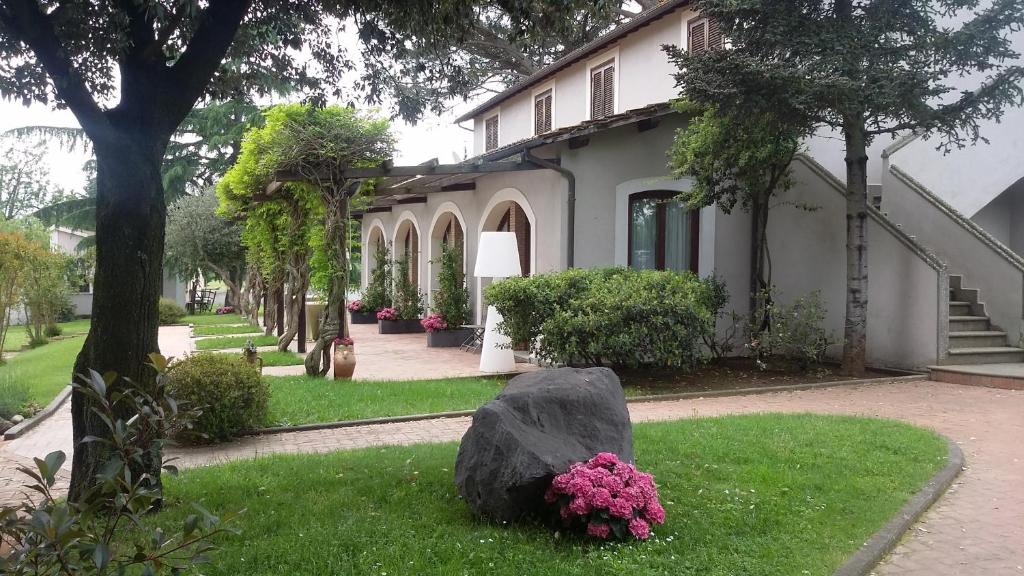 Zahrada ubytování Antico Borgo di Sutri