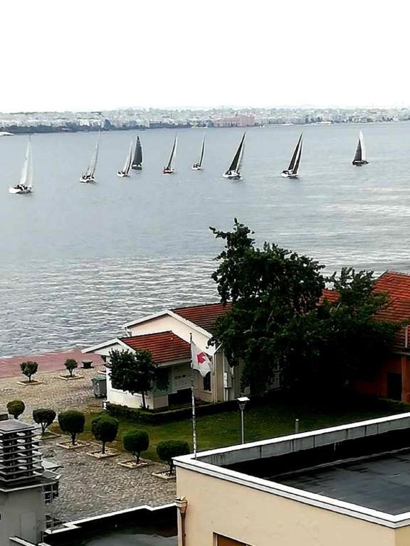 Waterfront Luxury Sea View Apartment - 18