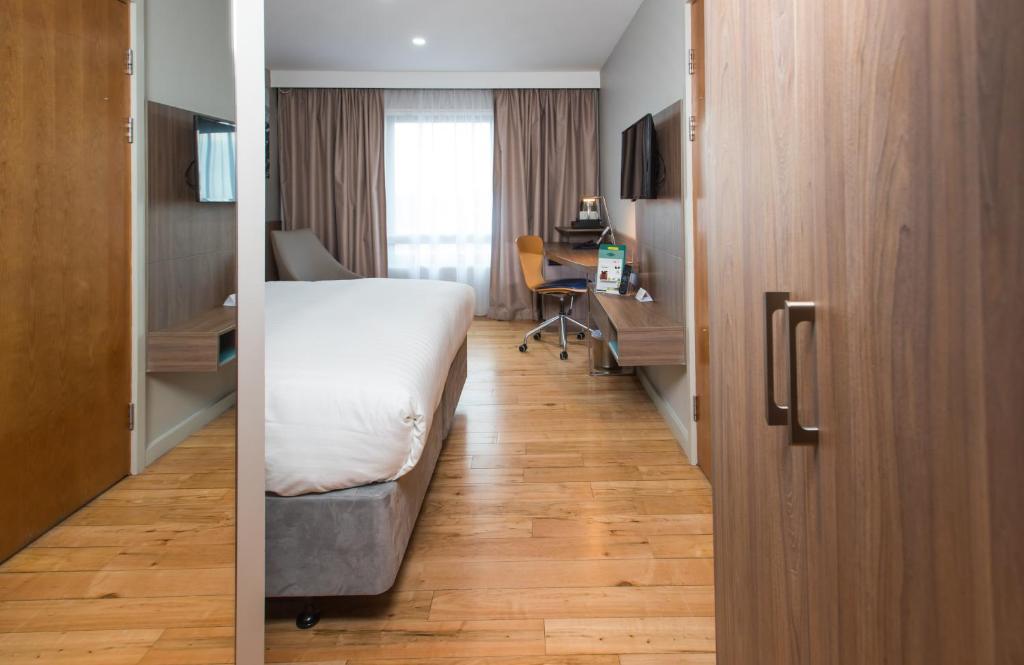 Holiday Inn London West by IHG - Resim 13