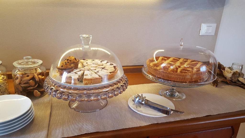 Jedlo v ubytovaní bed & breakfast alebo blízkom okolí