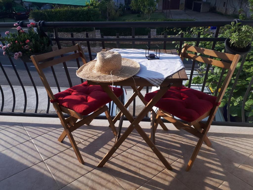 Balkon lub taras w obiekcie Apartment Bozac
