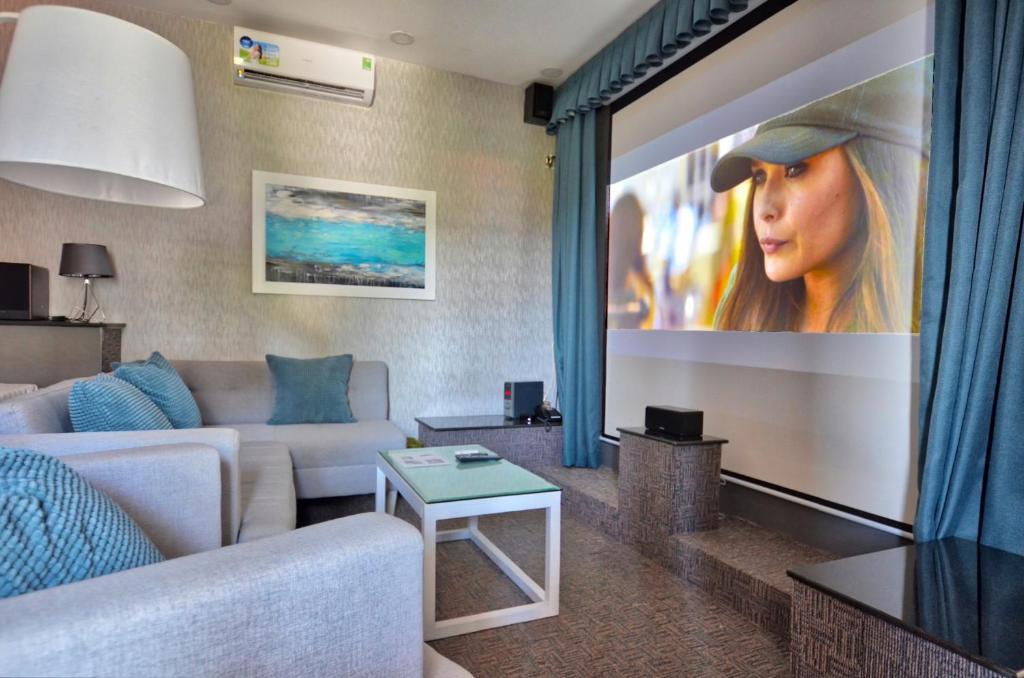 Suite Cinema Nhìn Ra Đồi