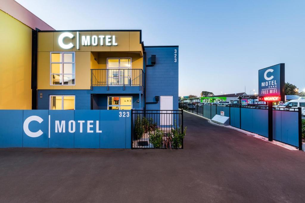 Budova, kde se motel nachází