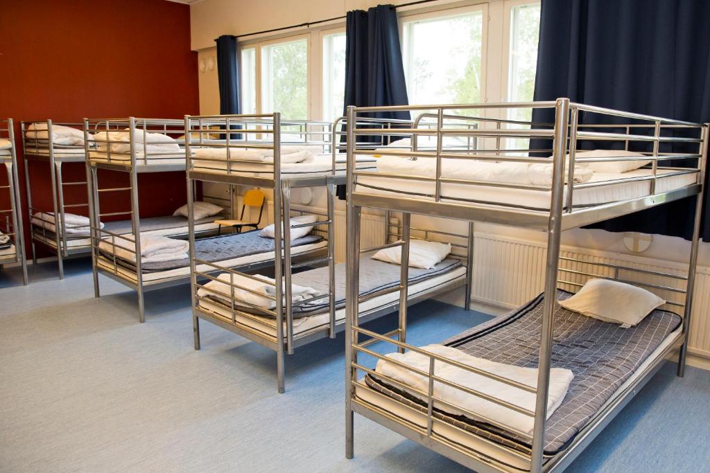 Godby Vandrarhem - Bunk Bed In Male Dormitory Room