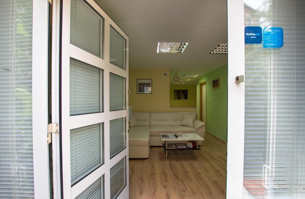 Posedenie v ubytovaní Apartment Skeja