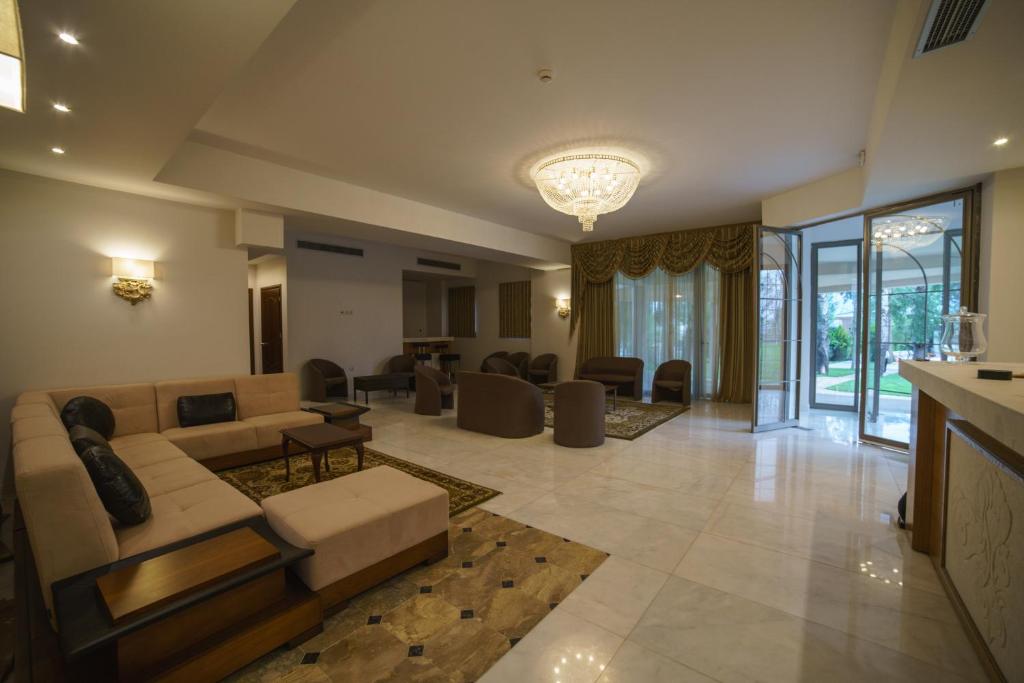Posedenie v ubytovaní Corali Resort