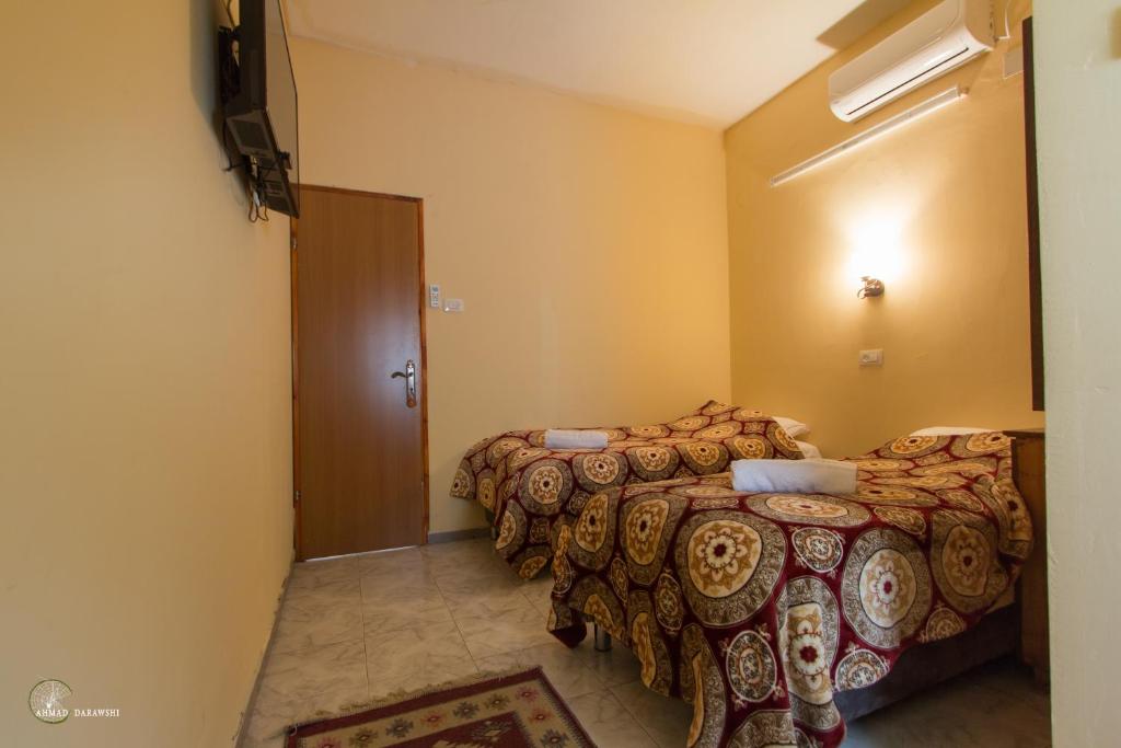 TV a/nebo společenská místnost v ubytování Daher Guest House Nazareth