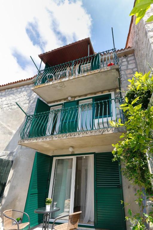 Apartments and Rooms Stone House - Double Room With Terrace