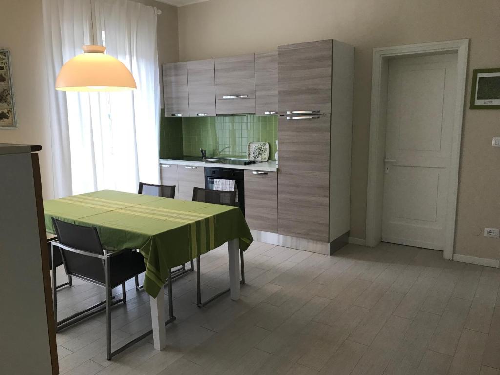 Kuchyňa alebo kuchynka v ubytovaní Residenza Le Logge