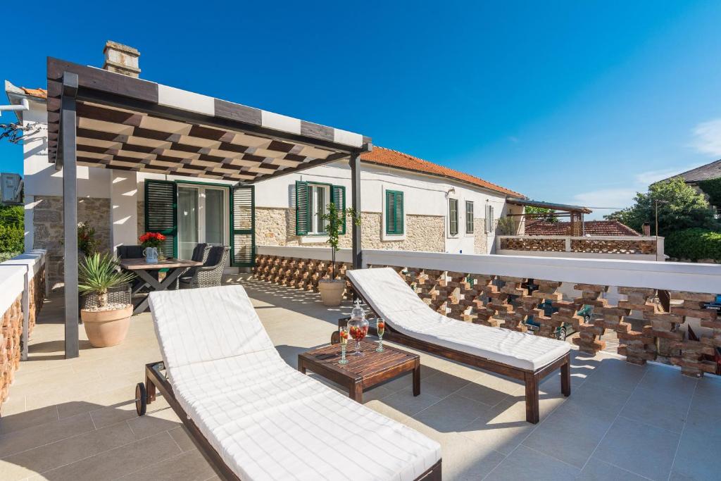 Apartments Fontana - 1