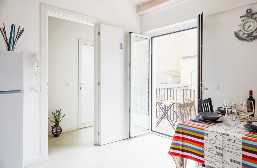Zdjęcie z galerii obiektu Casa Vacanze "Oceano mare" w mieście Pozzallo