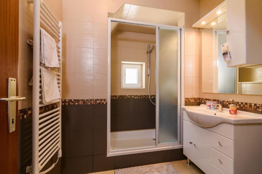 Apartments Dora -Free parking - 19