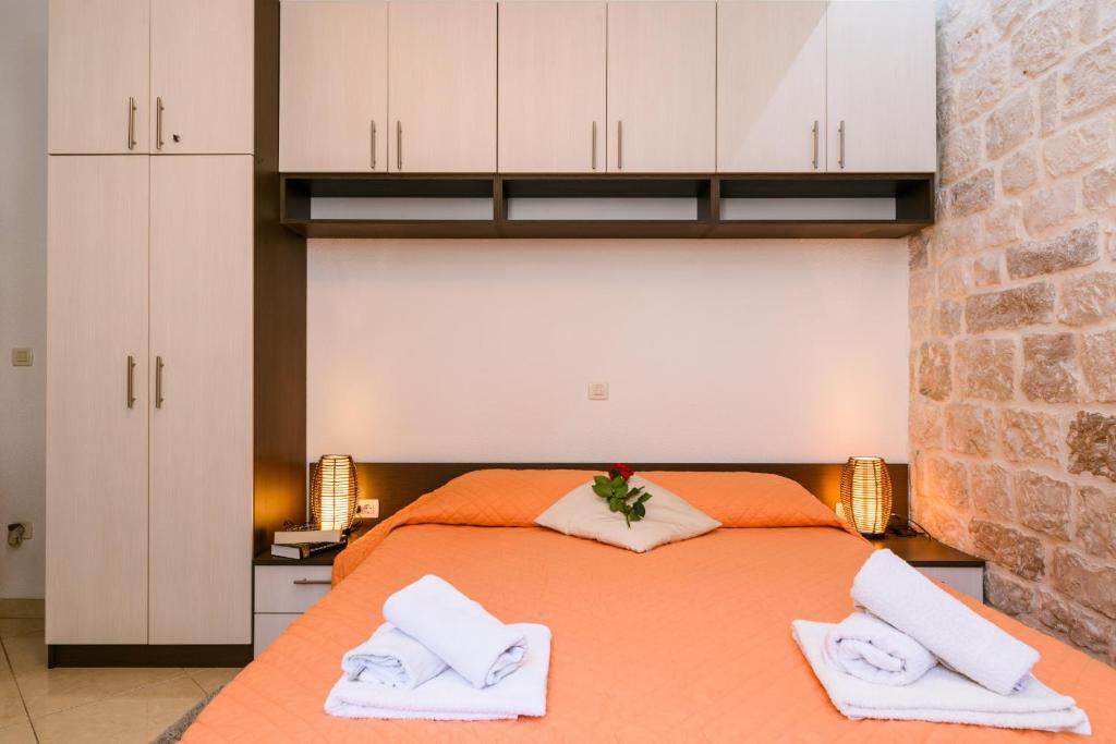 Apartments Dora -Free parking - 16