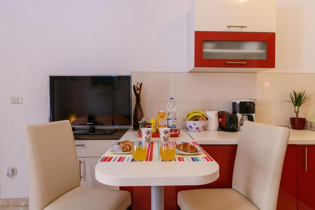 Apartments Dora -Free parking - 5