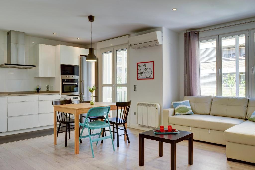 Kuchyň nebo kuchyňský kout v ubytování Apartamentos San Lázaro 2