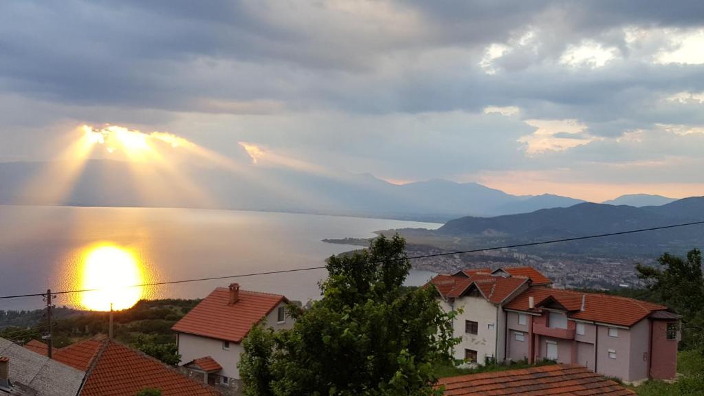 Ohrid Sunset Apartments Velestovo - Apartment With Lake View