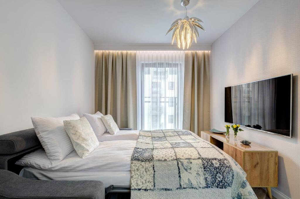 Live & Travel Apartments Number 1 - Superior One-Bedroom Apartment With Garden View