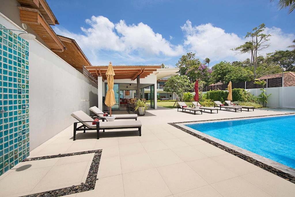 Bazén v ubytování Villa SeaNest Samui nebo v jeho okolí