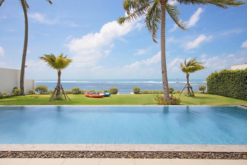 Bazén v ubytování Villa SeaNest Samui nebo v jeho okolí