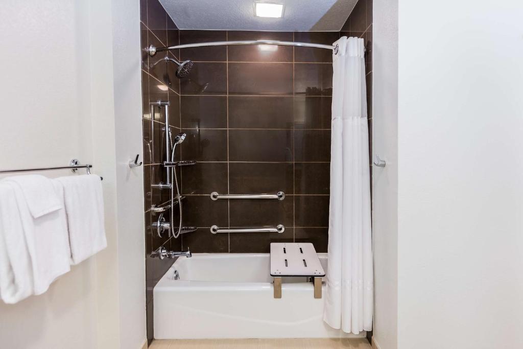 Hyatt House San Ramon - King Studio Con Bañera - Acceso A Discapacidad