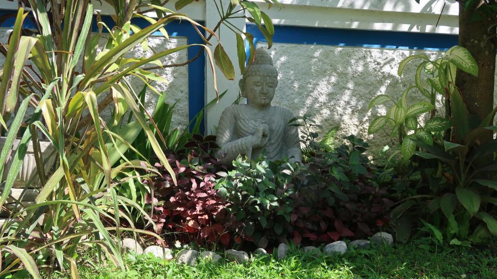 Villa Shantitara Bungalows - 14