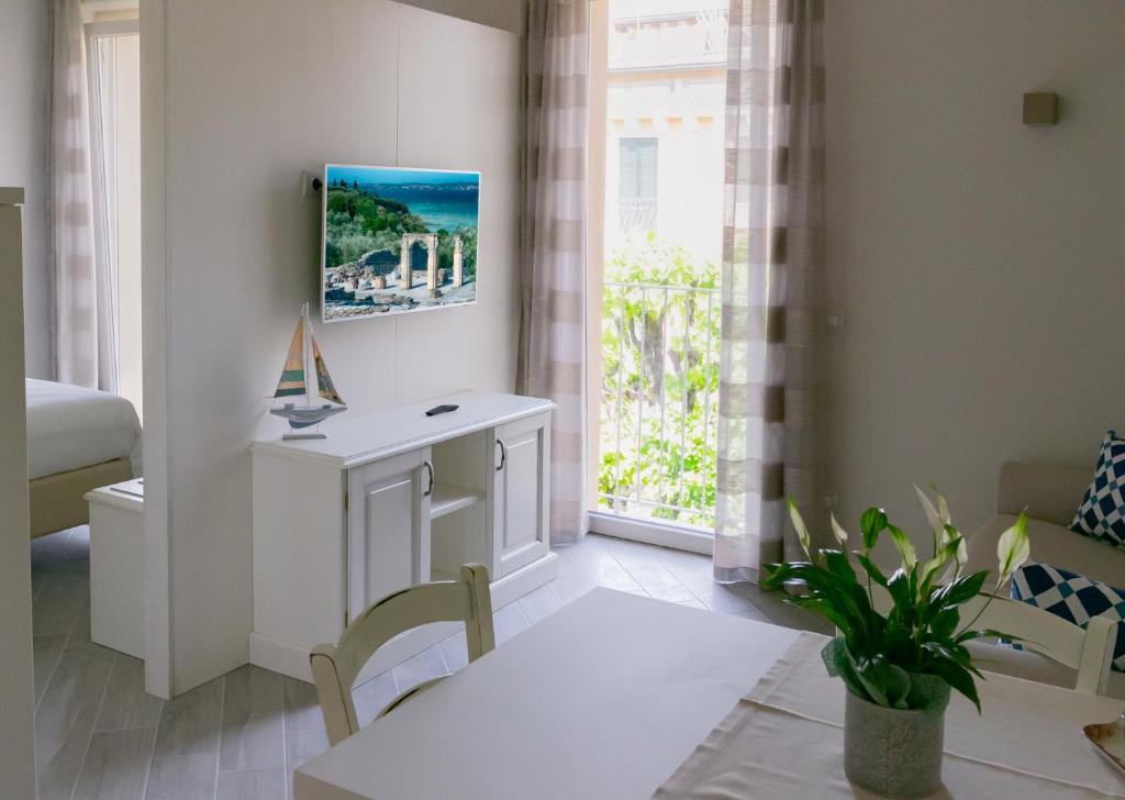 San Lorenzo Apartments - 16