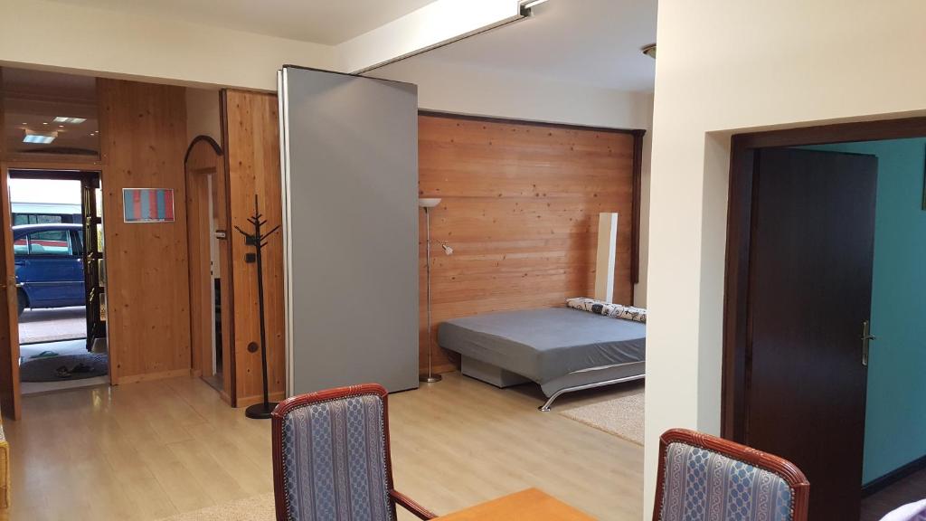 Apartment Comeback - 9