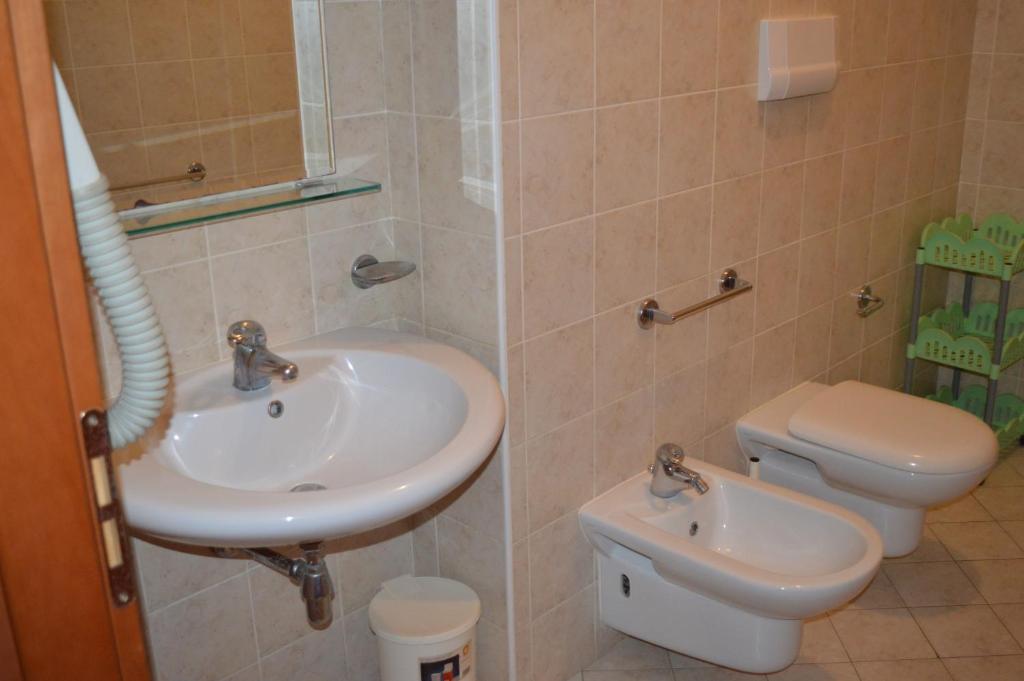 A bathroom at Residenza Villa Margherita
