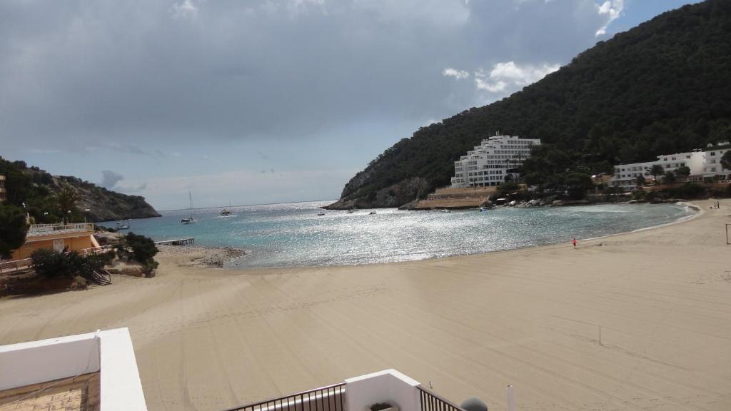 Apartamentos Cala Llonga, Cala Llonga – Bijgewerkte prijzen 2023