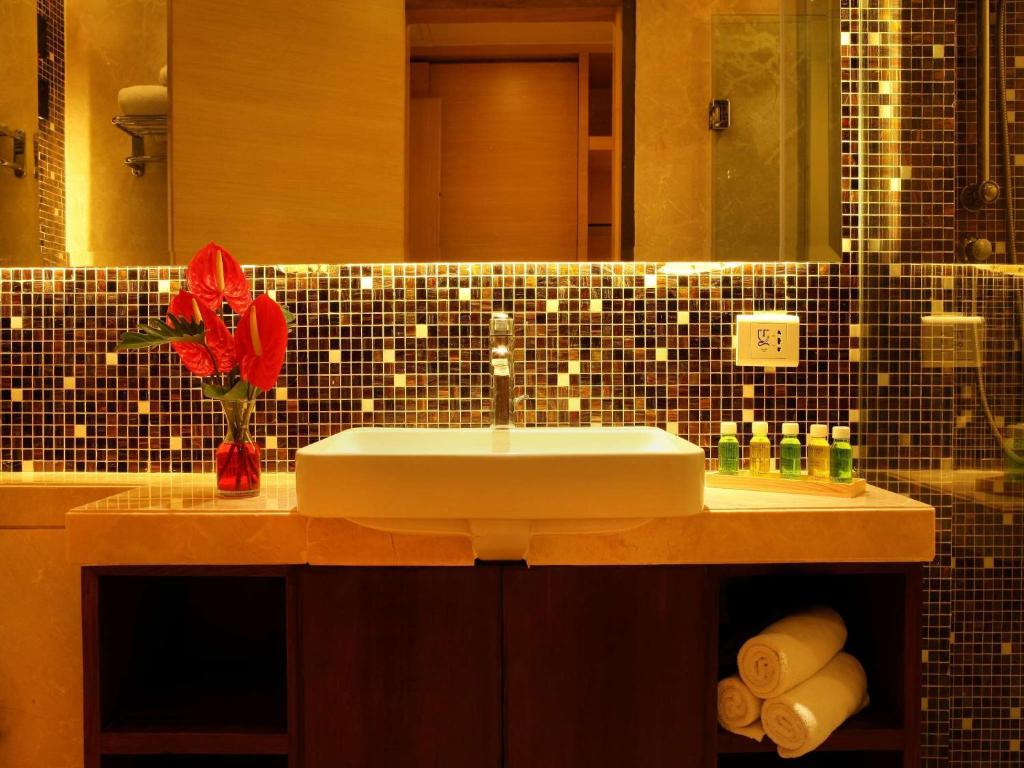 Koupelna v ubytování The Metropolitan Hotel & Spa New Delhi