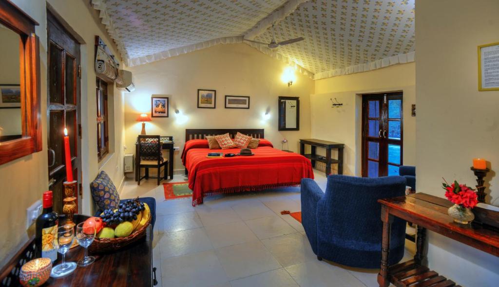 Mela Kothi - The Chambal Safari Lodge - Suite Avec Vue Sur Le Jardin