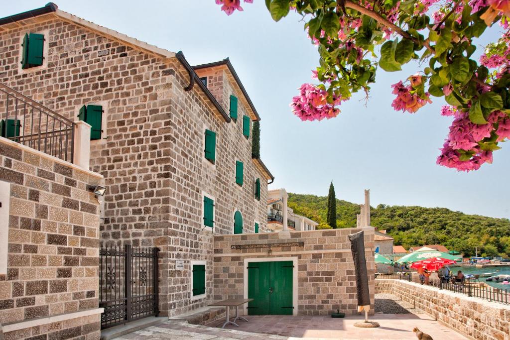 Budova, kde se apartmán nachází