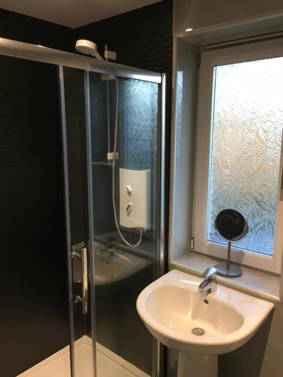 Koupelna v ubytování 25 Windsor Crescent