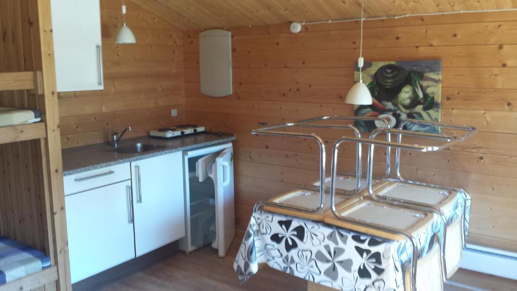 Kuchyň nebo kuchyňský kout v ubytování CampWest