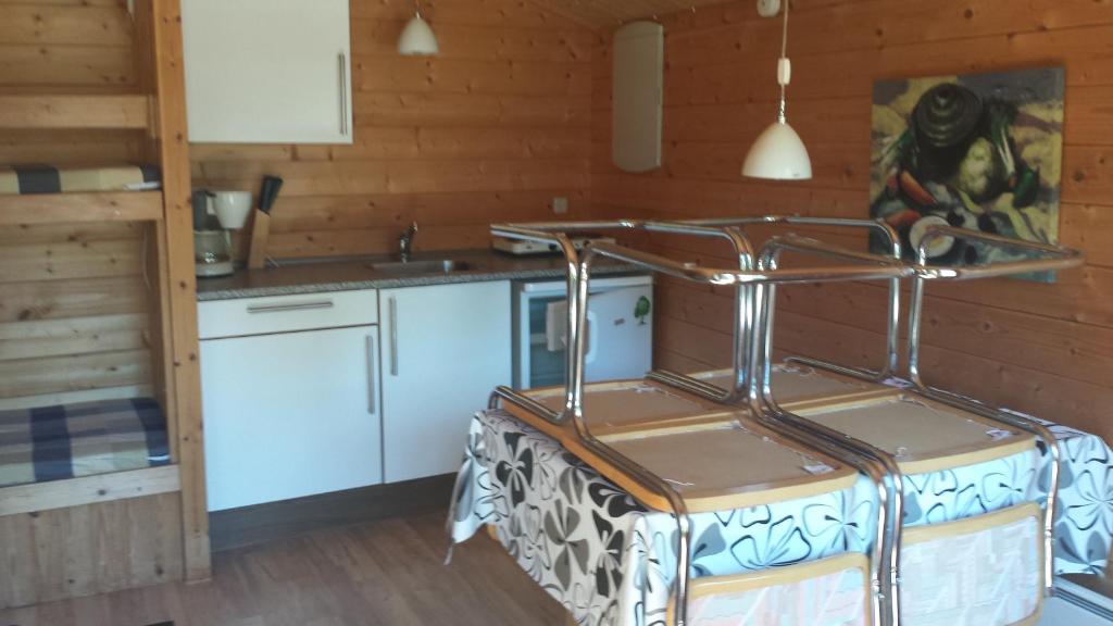 Kuchyň nebo kuchyňský kout v ubytování CampWest