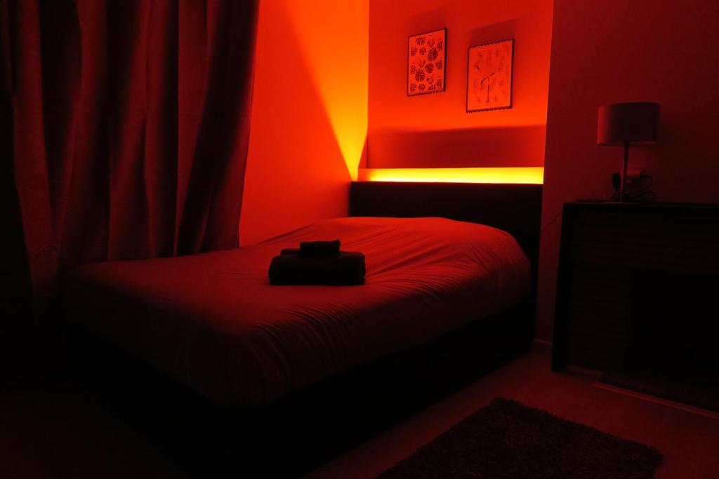 Postel nebo postele na pokoji v ubytování SMILE APPARTS - Appartements - Au coeur de Lorient - Au calme - Tout Confort