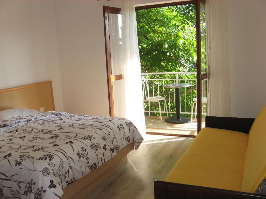 Apartments&Rooms Milka - Habitación Doble Con Balcón