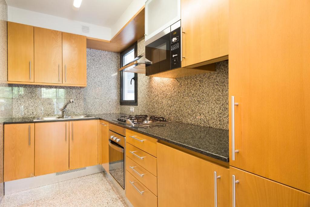 Kuchyňa alebo kuchynka v ubytovaní My Space Barcelona Executive Apartments Center
