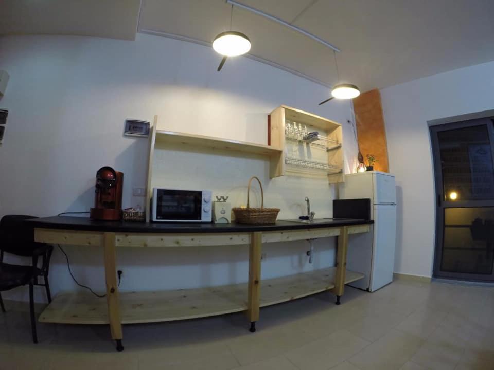 A cozinha ou kitchenette de The Rooftop Hostel