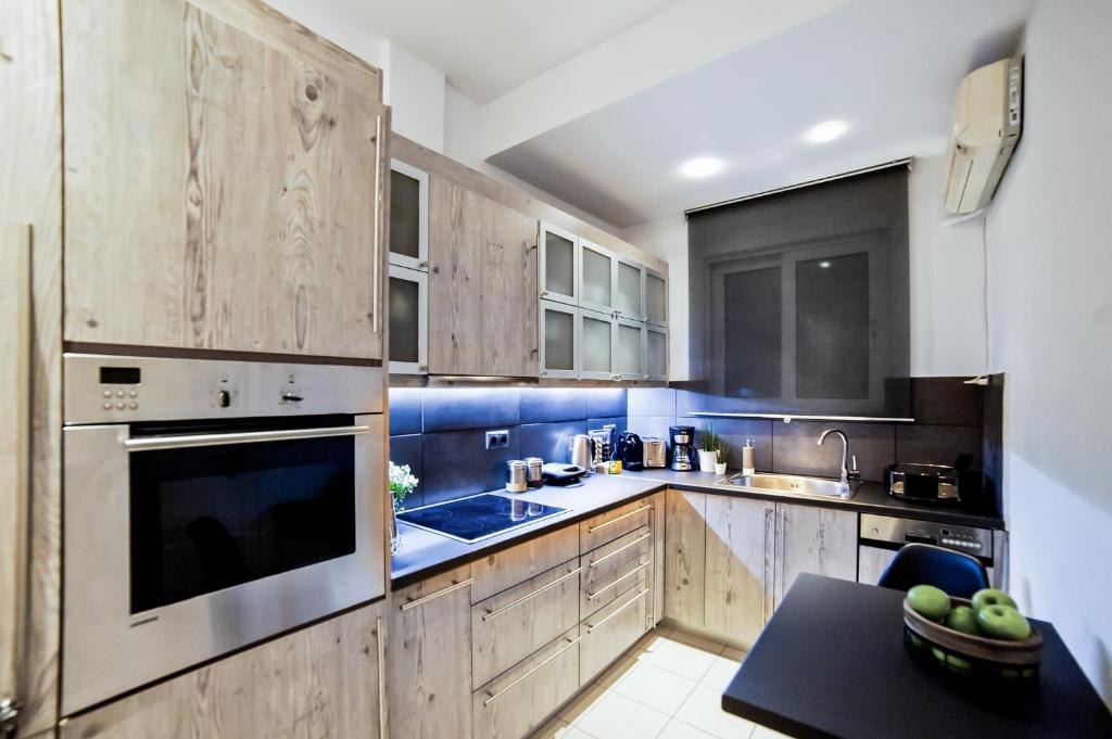 Acropolis View Deluxe Penthouse & Luxury Apartments - 19