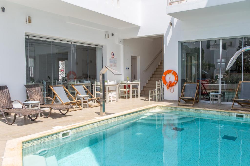 Bazén v ubytování Argo Boutique Hotel nebo v jeho okolí