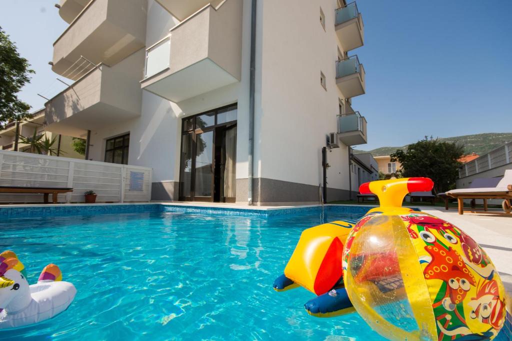 Bazén v ubytovaní Marko Apartments alebo v jeho blízkosti