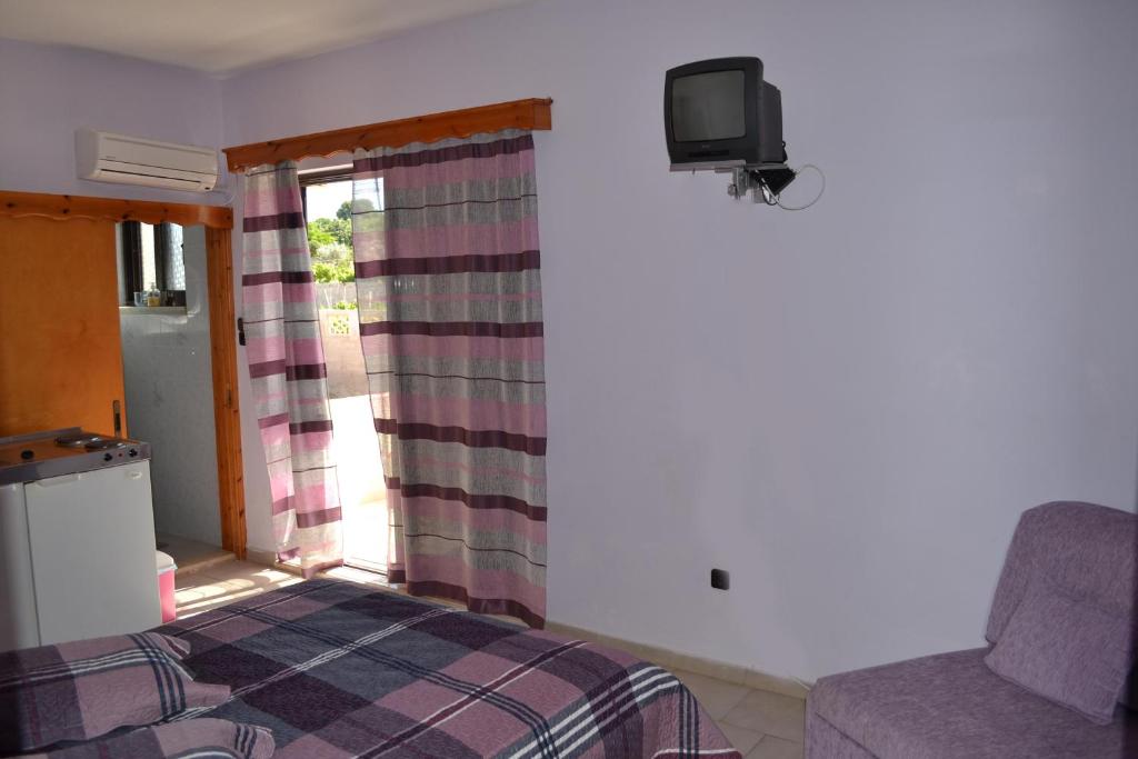 A television and/or entertainment centre at Noufaro studios