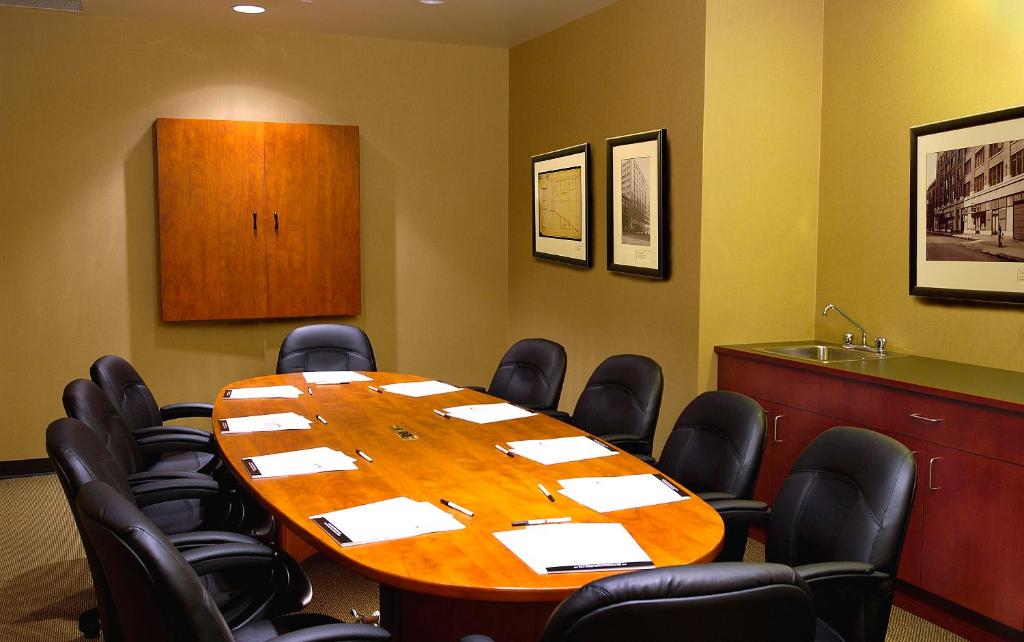 Le Square Phillips Hôtel & Suites - Resim 36