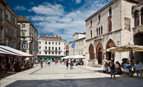 Gallery image of GuestHouse Main Square in Split