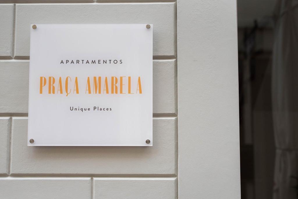 Apartamentos Praça Amarela by Heart of Funchal - 3