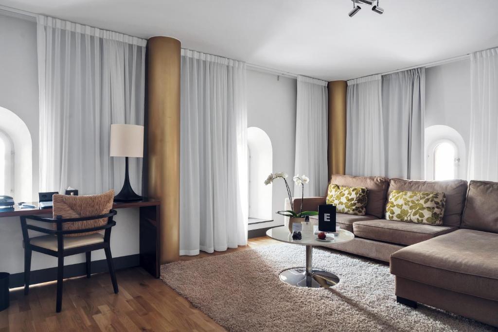 Elite Hotel Marina Tower, Spa & Resort - Executive Junior Suite - Spa Not Included