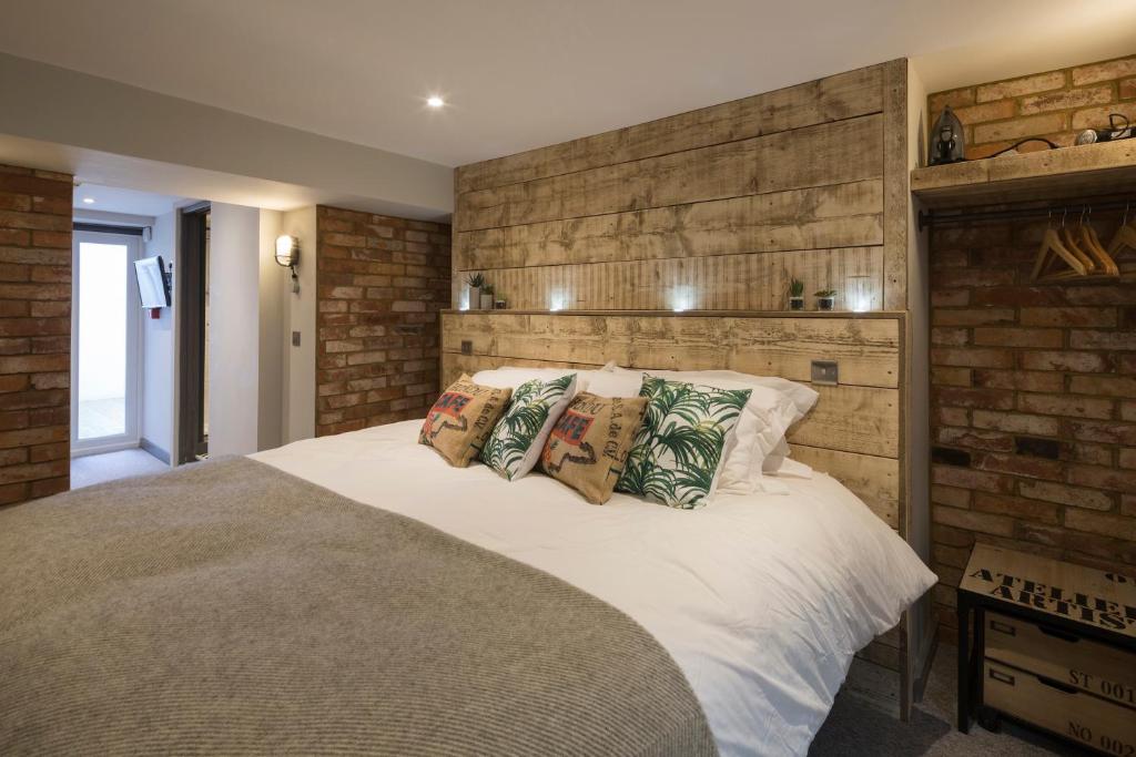 
Suite with Courtyard
