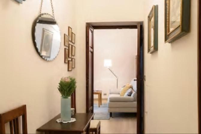 Zdjęcie z galerii obiektu Appartamento in Palazzo Bucelli w mieście Montepulciano
