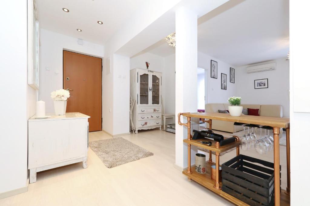 Kuchyňa alebo kuchynka v ubytovaní Luxury Apartman Rita, Center